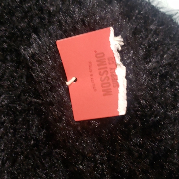 Black Furry Night Top / Sweater ⭐ - Picture 5 of 5